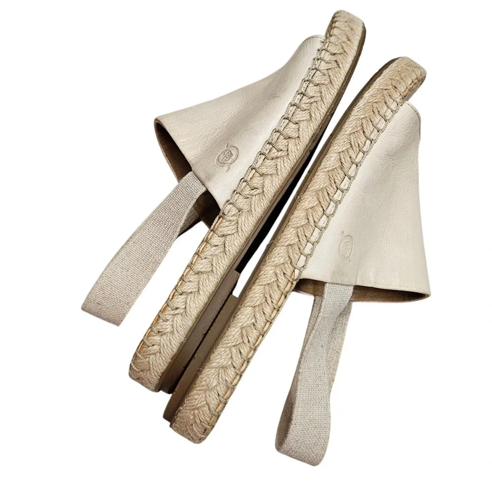 Born espadrille sandals